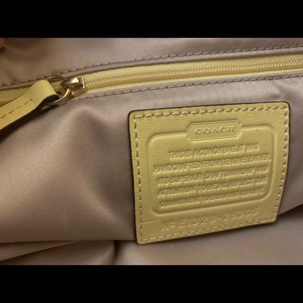 Coach Authentic bag - Picture 10 of 11